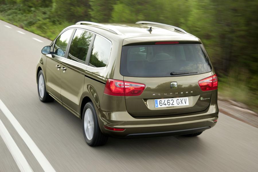  Seat Alhambra 2010 года  (фото 9 из 113)